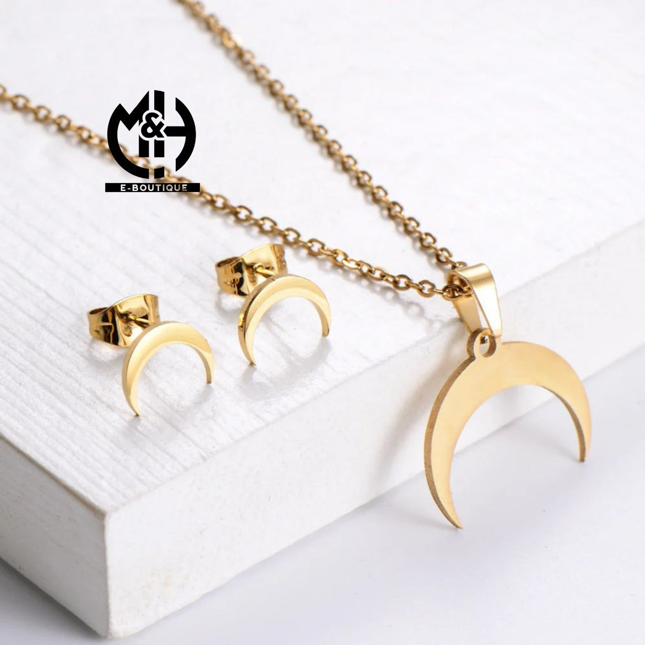 Jewerly moon symbol
